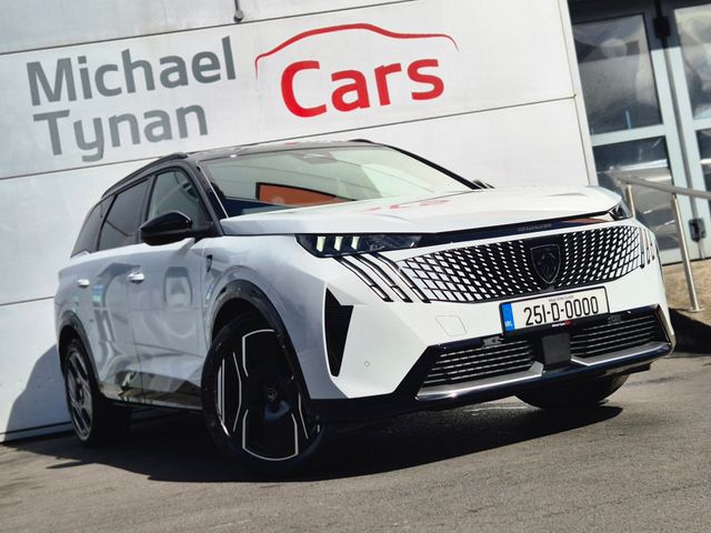 Image for 2025 Peugeot 5008 e GT Line 73kwh Auto (210bhp) 7 Seater, Privacy Glass, 20" Alloys, Camera, CarPlay, 1/2 Leather - First Registered January 2025 - Trade in Price €41, 888.