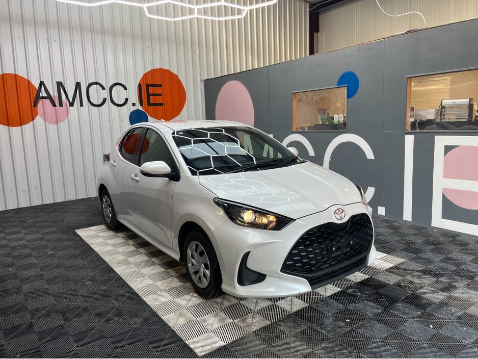 Image for 2024 Toyota Yaris YARIS AUTOMATIC 1.0 PETROL / 7k KMs / REVERSE CAMERA & MORE