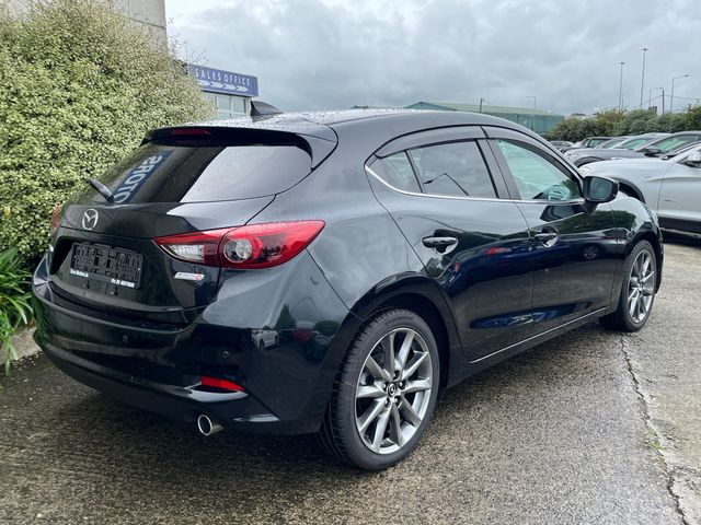 Image for 2018 Mazda Mazda3 AXELA SPORT AUTOMATIC 1.5 DIESEL //LOW MIELS//MASSIVE SPEC//FULL LEATHER HEATED SEATS//BOSE SOUND SYSTEM//ADAPTIVE CRUISE CONTROL//KEYLESS ENTRY//HEAD UP DISPLAY//HEATED STEERING WHEEL//
