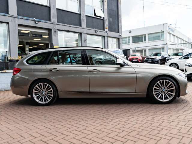 Image for 2016 BMW 3 Series 320D TOURING 5DR ESTATE AUTOMATIC LOADED WITH EXTRAS // STUNNING CAR IN AS NEW CONDITION // WELL WORTH VIEWING // BUY WITH CONFIDENCE AA AND SIMI APPROVED DEALER 2025 // FINANCE ARRANGED // ALL TRADE 