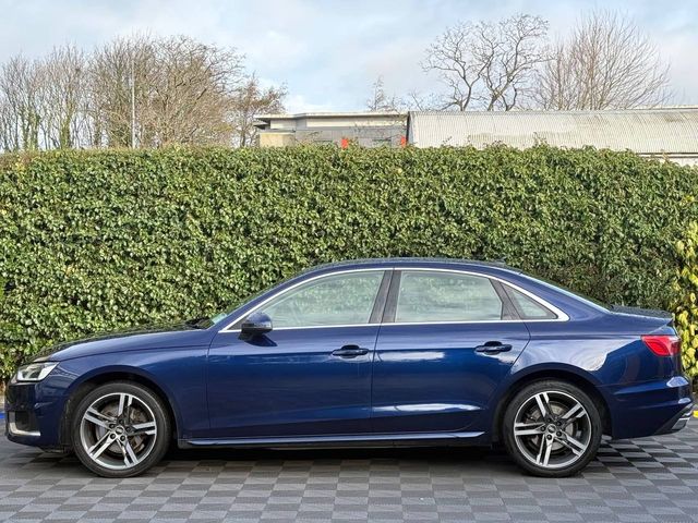 Image for 2021 Audi A4 2.0 TDI 30 // DIAMOND CUT ALLOYS // LEATHER HEATED SEATS // APPLE CARPLAY/ANDROID AUTO