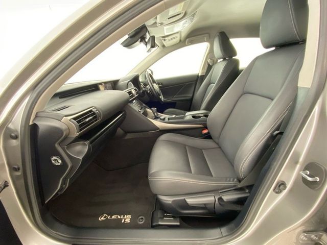 Image for 2019 Lexus IS Executive