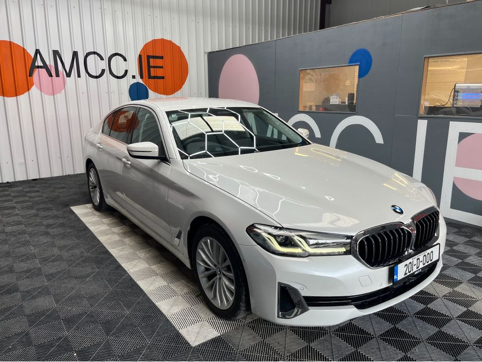 Image for 2020 BMW 5 Series €33950 2020 BMW 530E LUXURY EDITION JOY+ 2.0 AUTOMATIC / CRUISE CONTROL / 360° CAMERA / ELECTRIC MEMORY & HEATED SEATS / AMBIENT LIGHTS / HEATED REAR SEATS AND MORE