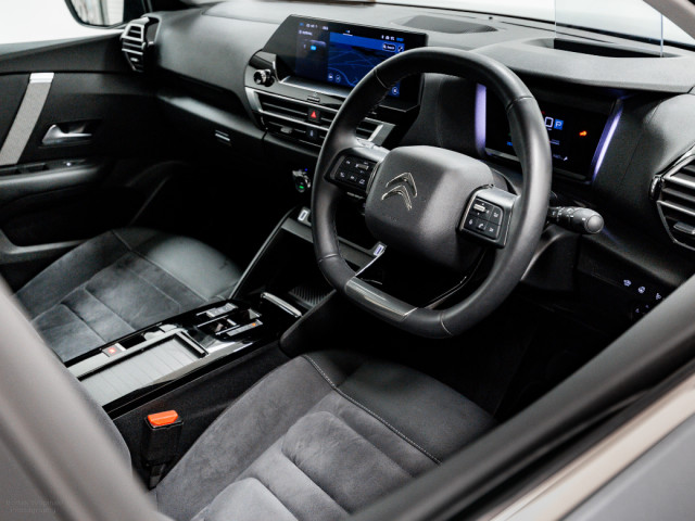 Image for 2024 Citroen C4 ë-Series 50kWh Auto 136HP