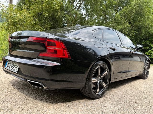 Image for 2018 Volvo S90 D4 190BHP R-DESIGN 