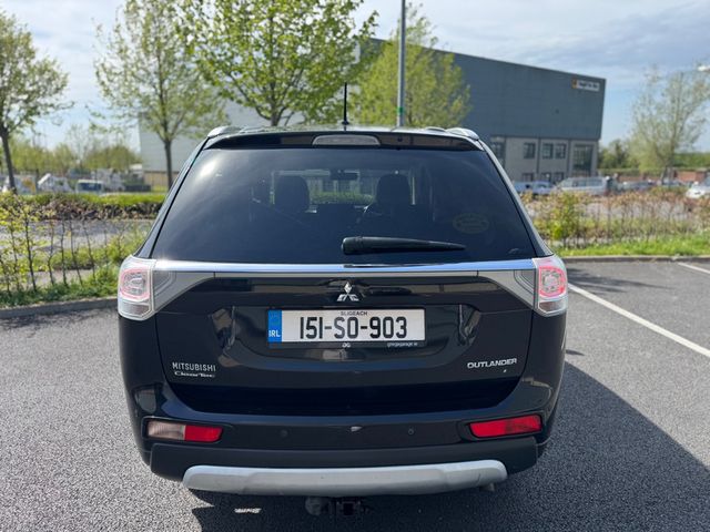 Image for 2015 Mitsubishi Outlander NEW 2.2 DID 4WD 7-STR 6M 150PS AS&G 6MT 4DR