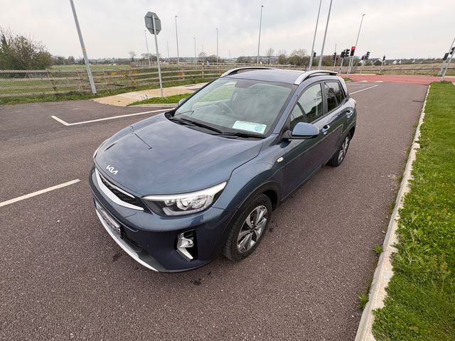 Image for 2022 Kia Stonic 1.0 K2 1 lady owner, reversing camera, Parking sensors, Bluetooth, Multifunctional steering, 3 years warranty, full service history 