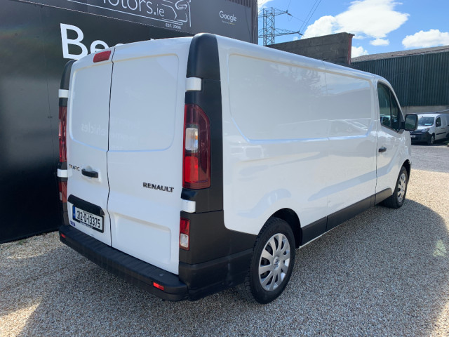 Image for 2021 Renault Trafic 2.0 DCI 120 PS BUSINESS LWB VAN // PRICE EXCL. VAT // ONE OWNER // GREAT CONDITION // DOCUMENTED SERVICE HISTORY // 04/26 CVRT // 