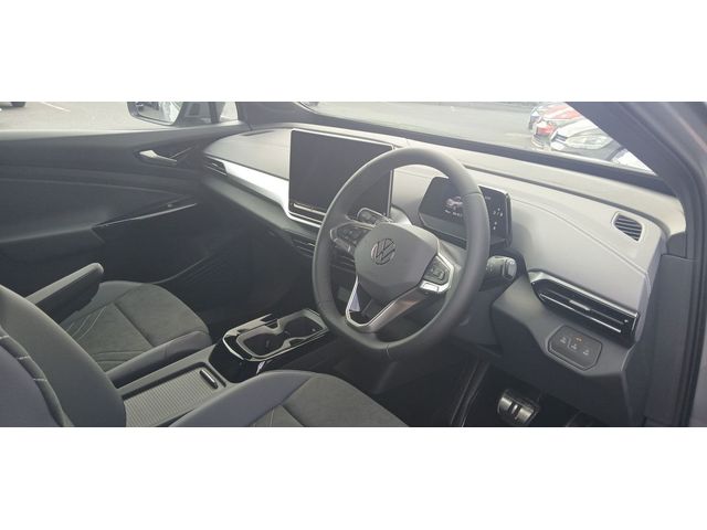Image for 2026 Volkswagen ID.4 PRO PLUS 79KWH 286HP **PARK ASSIST, FULLY ELECTRIC, APP CONNECT**