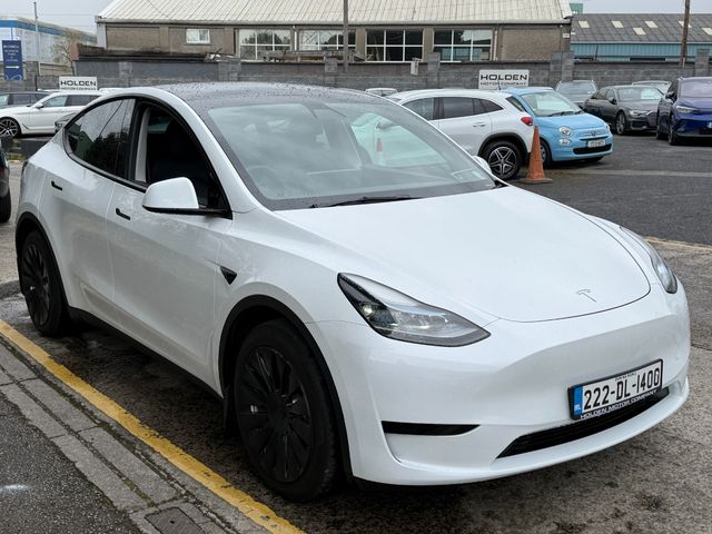 Image for 2022 Tesla Model Y STANDARD RANGE. PAN ROOF.2 KEYS