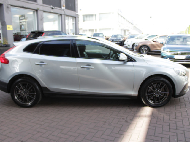Image for 2015 Volvo V40 Cba-mb420xc 5DR Auto