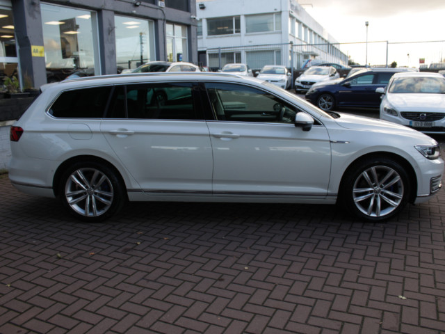Image for 2016 Volkswagen Passat GTE ADVANCE HYBRID 5DR ESTATE AUTOMATIC //. 1 OWNER WITH ONLY 77, 000 KMS // BUY WITH CONFIDENCE AA AND SIMI APPROVED DEALER 2025 // FINANCE ARRANGED // ALL TRADE INS WELCOME //
