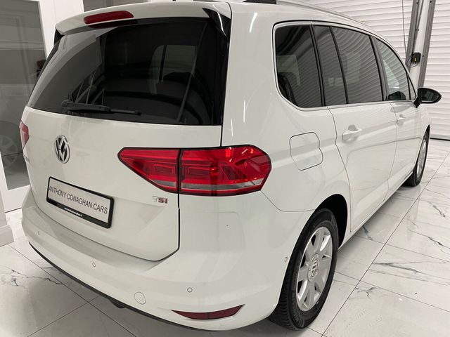 Image for 2017 Volkswagen Touran 