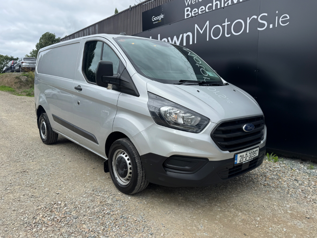 Image for 2021 Ford Transit Custom 2.0 TDCI 105 PS SWB VAN // PRICE EXCL. VAT // 04/26 CVRT // ONE OWNER // DOCUMENTED SERVICE HISTORY // 