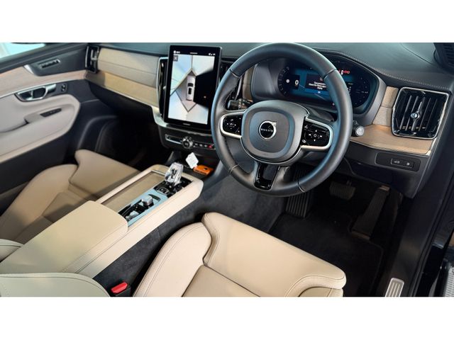 Image for 2025 Volvo XC90 + T8 PLUS*BEIGE LEATHER *PAN ROOF* 