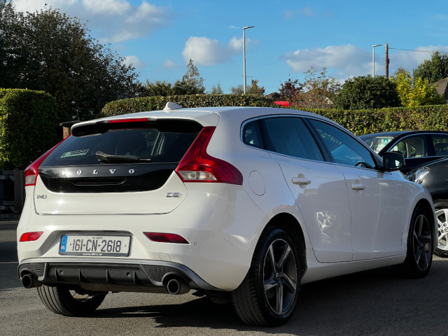 Image for 2016 Volvo V40 2.0 D2 R-DESIGN 5DR *HIGH SPEC*