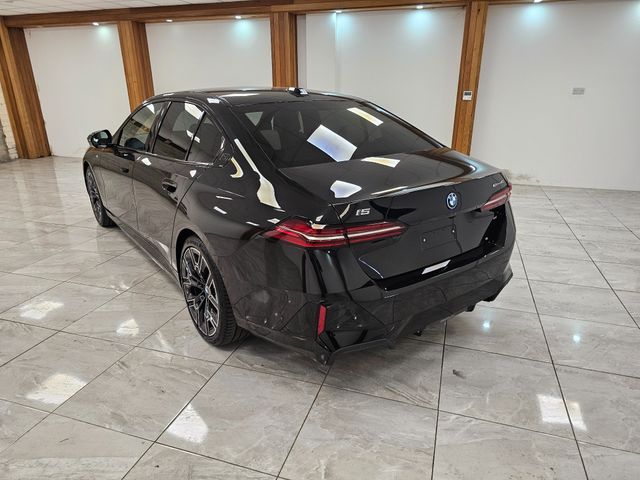 Image for 2025 BMW i5 BIG SPEC 
