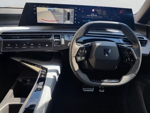 Image for 2026 Peugeot 5008 BEV 73kwh 210hp GT Exclusive
