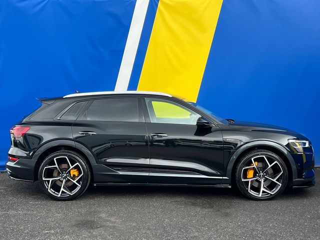 Image for 2021 Audi e-tron 50 QUATTRO RS-PERFORMANCE PACK // ADAPTIVE AIR SUSPENSION // LEATHER INTERIOR // MULTIMEDIA DISPLAY
