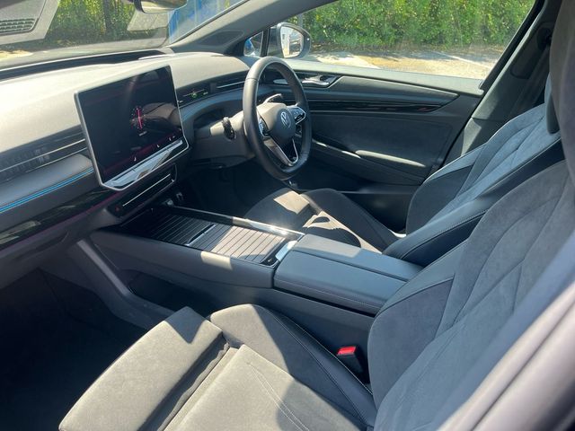 Image for 2025 Volkswagen ID.7 PRO PLUS 77kWh 286HP
