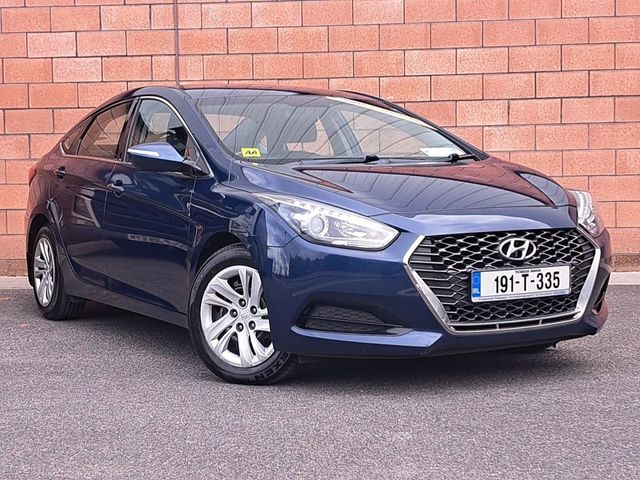 Image for 2019 Hyundai i40 Saloon Comfort Plus Model 1.6 Diesel with a full service history
