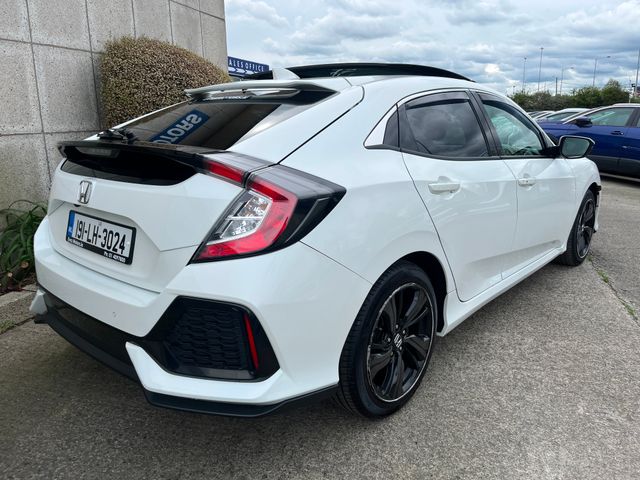 Image for 2019 Honda Civic V-TEC EXECUTIVE 1.0 PETROL //MASSIVE SPEC//PANORAMIC GLASS ROOF//FULL LEATHER// 