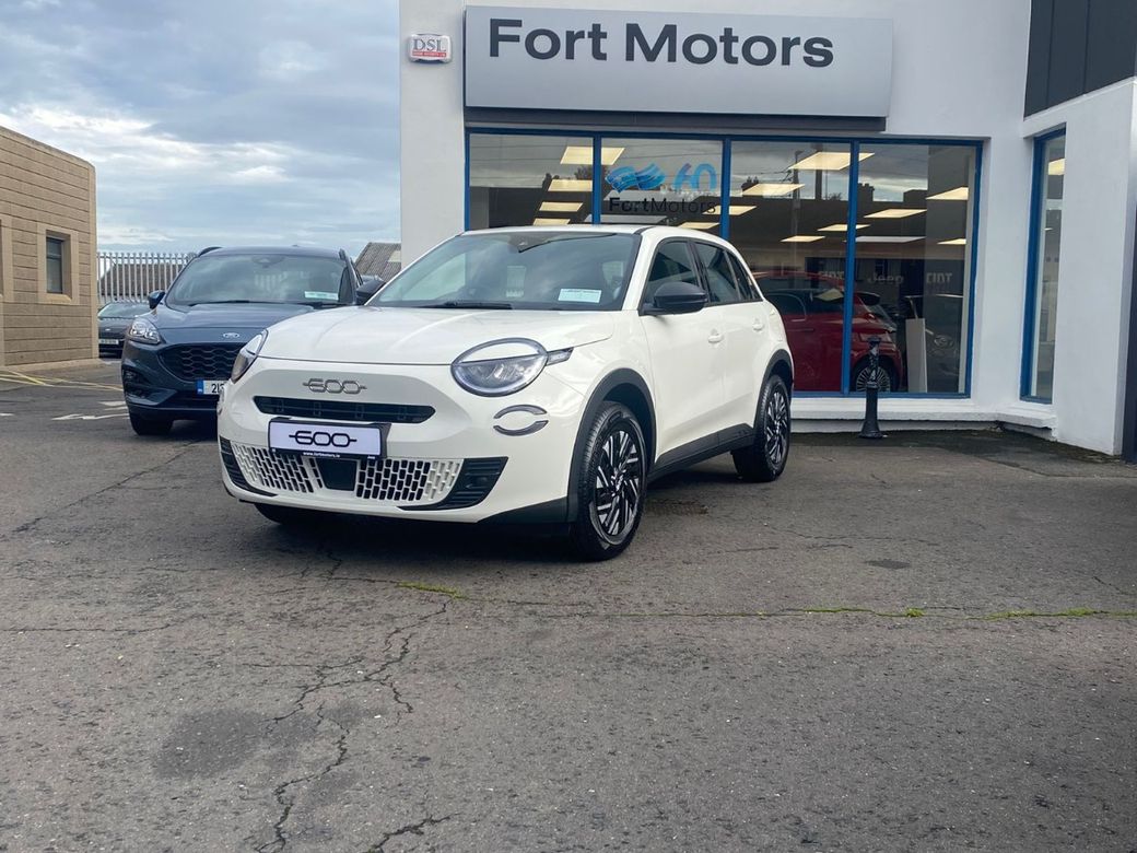 Image for 2026 Fiat 600 HYBRID 1.2
