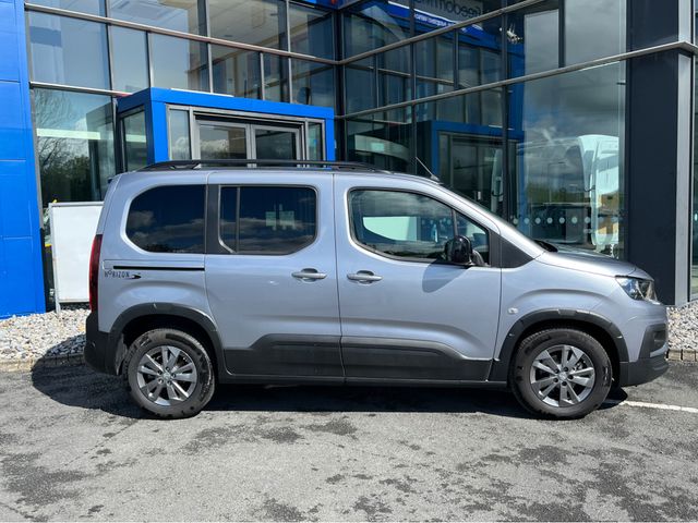 Image for 2023 Peugeot Rifter Wheelchair Accessible SWB manual