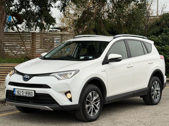 Image for 2018 Toyota Rav4 Hybrid Luna Sport. Rear Camera.2 Keys