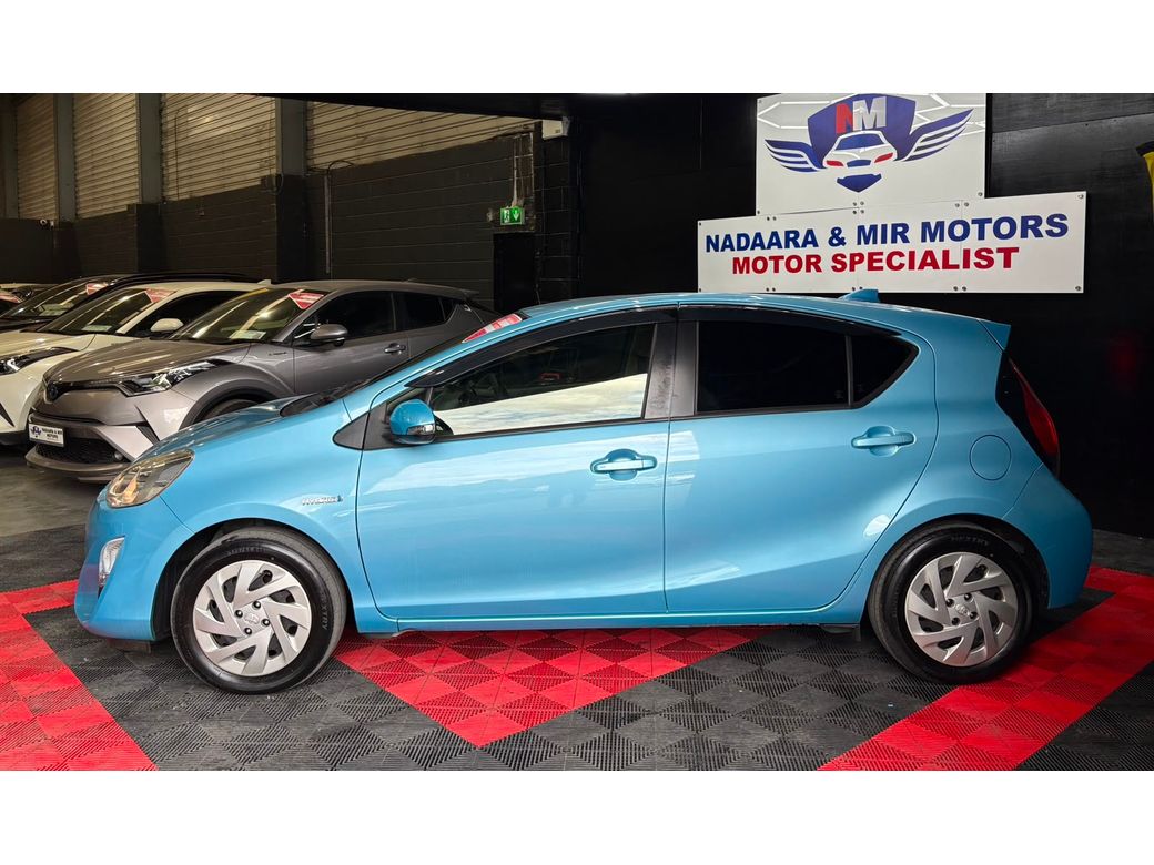 Image for 2017 Toyota Aqua 