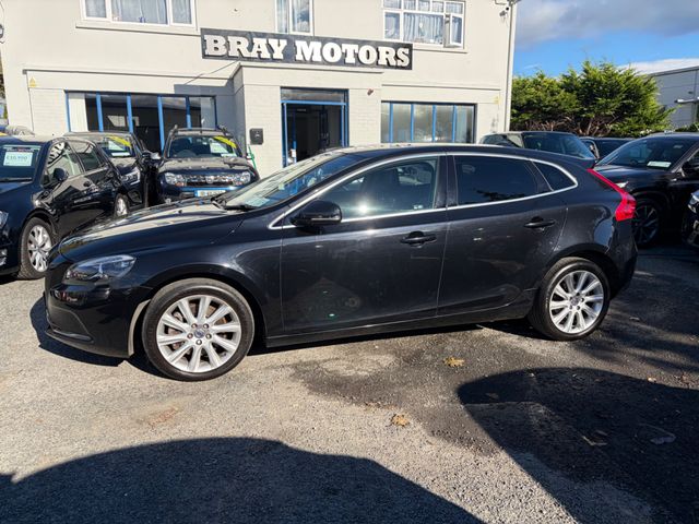Image for 2015 Volvo V40 2015 VOLVO V40 D4 SE LUX NAV 190BHP • 2.0 DIESEL • 6-SPEED MANUAL • 113, 760 KM