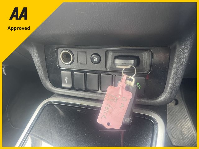 Image for 2020 Mitsubishi Outlander VERVE PHEV CVT FREE DELIVERY 