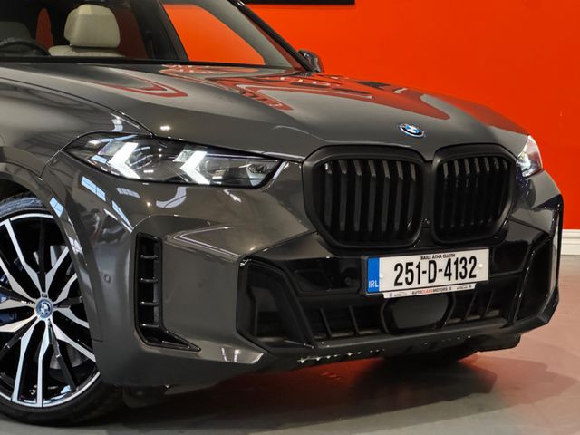 Image for 2025 BMW X5 Xdrive50e, Sky Lounge & Tech Pack #14