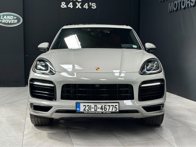 Image for 2023 Porsche Cayenne 3.0 V6 PLATINUM EDITION