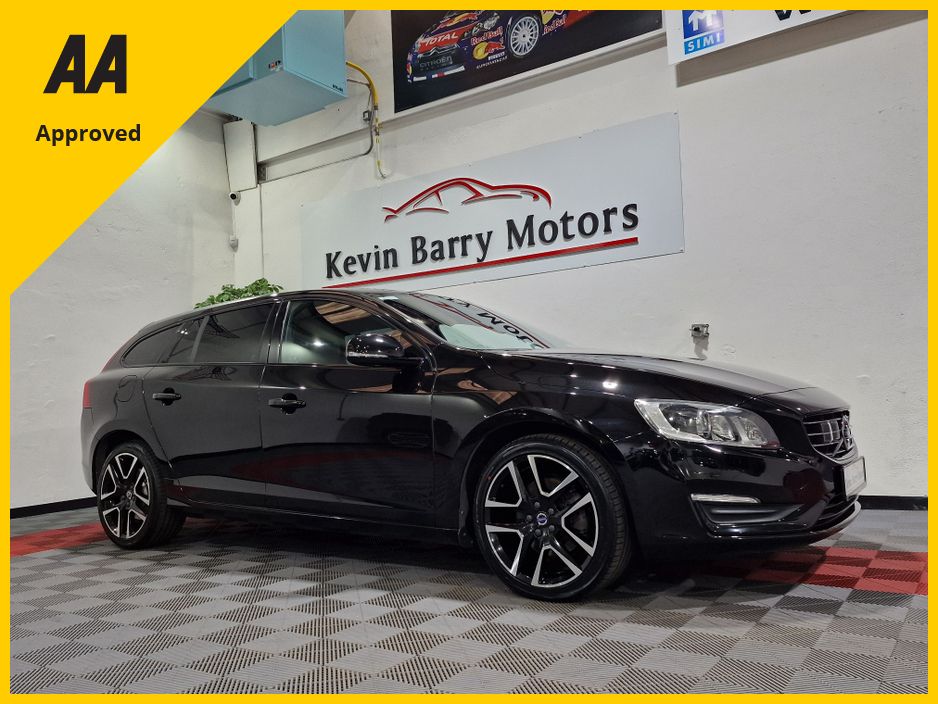 Image for 2017 Volvo V60 2.0 D4 DYNAMIC EDITION 190BHP AUTOMATIC **TOP SPEC / ADAPTIVE CRUISE CONTROL / BLIND SPOT ASSIST / BLACK LEATHER / ELECTRIC & MEMORY FRONT SEATS / HEATED SEATS / REVERSE CAMERA / XENON HEADLIGHTS**