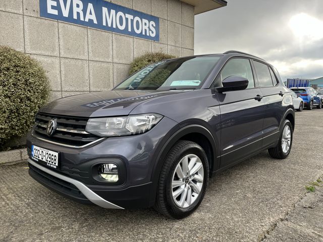 Image for 2023 Volkswagen T-Cross LIFE 1.0 PETROL MANUAL //REVERSE CAMERA//ADAPTIVE CRUISE CONTROL//