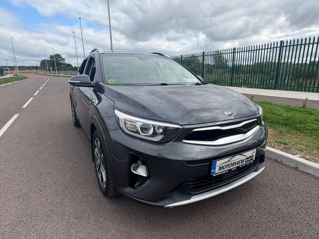 Image for 2018 Kia Stonic 1.6D PREMIUM SPEC 5DR, Air Conditioning, Bluetooth, Alloy Wheels, Rear Parking Sensors, 