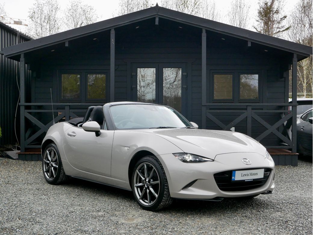 Image for 2023 Mazda MX-5 2.0L 184BHP EXCLUSIVE LINE, LED HEADLIGHTS, BOSE SOUND SYSTEM, REAR VIEW CAMERA, KEYLESS START, CRUISE CONTROL