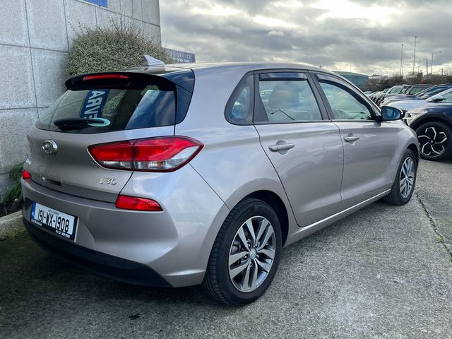 Image for 2019 Hyundai i30 DELUXE 1.0 PETROL //REVERSE CAMERA//CARPLAY//