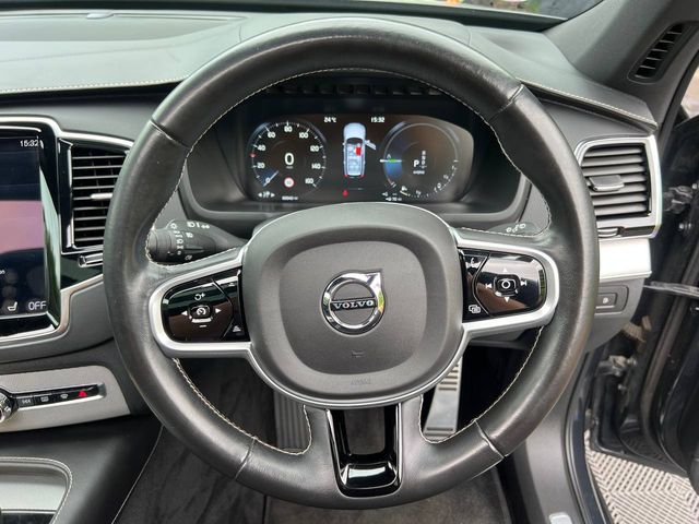Image for 2021 Volvo XC90 R-DESIGN T8 RECHARGE AWD 7-SEATER 2.0 HYBRID // OPENING PAN ROOF // 4 HEATED SEATS // APPLE CARPLAY/ANDROID AUTO