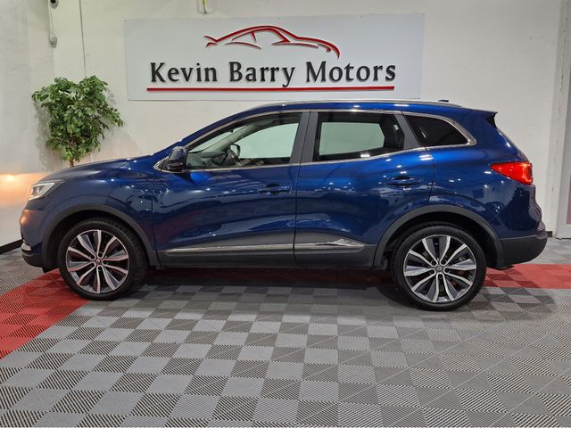 Image for 2020 Renault Kadjar 1.5DCi ICONIC 115BHP AUTOMATIC **ORIGINAL IRISH CAR / LOW MILEAGE / APPLE CARPLAY / CRUISE CONTROL / F&R PARKING ASSIST / HALF LEATHER / KEYLESS ENTRY / SAT NAV / REVERSE CAMERA**