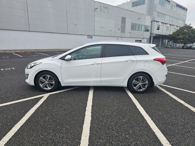 Image for 2017 Hyundai i30 1.6 DIESEL, TOURER DELUXE MODEL, NEW NCT, FULL SERVICE HISTORY, FINANCE, WARRANTY, 5 STAR REVIEWS