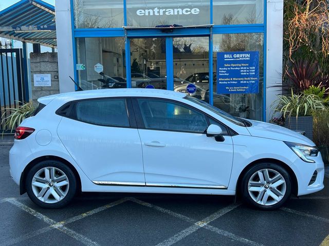 Image for 2020 Renault Clio DYNAMIQUE 1.0 TCE // NEW 2 YEAR NCT // AIR CONDITIONING // 16" ALLOYS