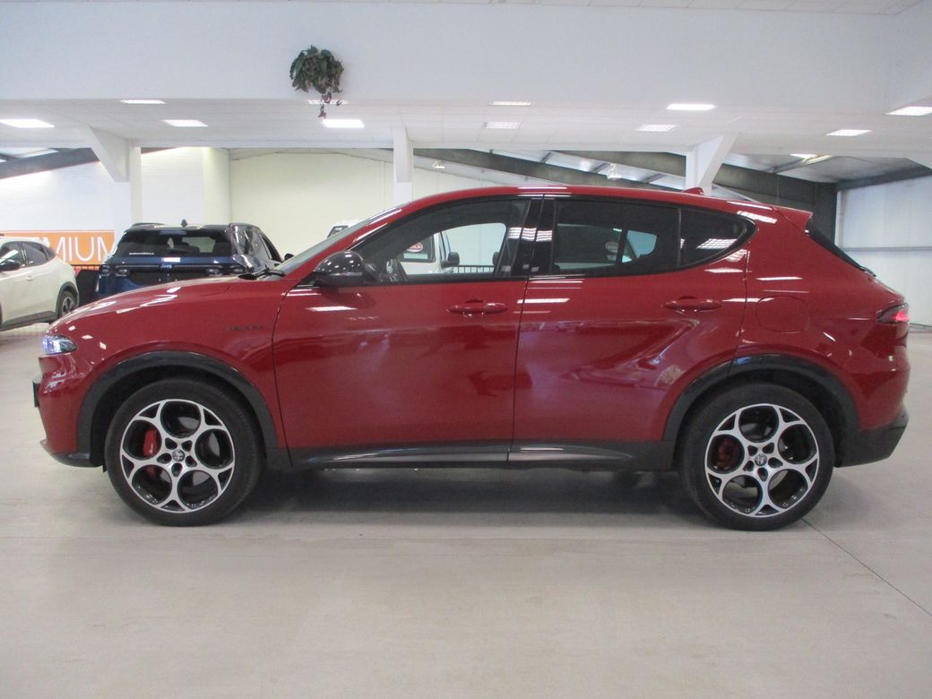 Image for 2023 Alfa Romeo Tonale Veloce 1.3 280 Phev Q4 AWD 5DR-ONE OWNER-LOW KM'S