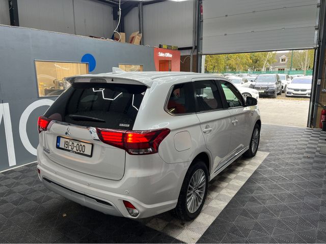 Image for 2019 Mitsubishi Outlander 2019 MITSUBISHI OUTLANDER PHEV 2.4L HYBRID / 58K KMS / ADAPTIVE CRUISE CONTROL, HEATED SEATS & MORE