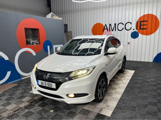 Image for 2016 Honda Vezel 2016 HONDA VEZEL HYBRID Z 1.5 AUTOMATIC / CRUISE CONTROL / REVERSE CAMERA / HEATED SEATS / PADDLE SHIFTERS AND MORE