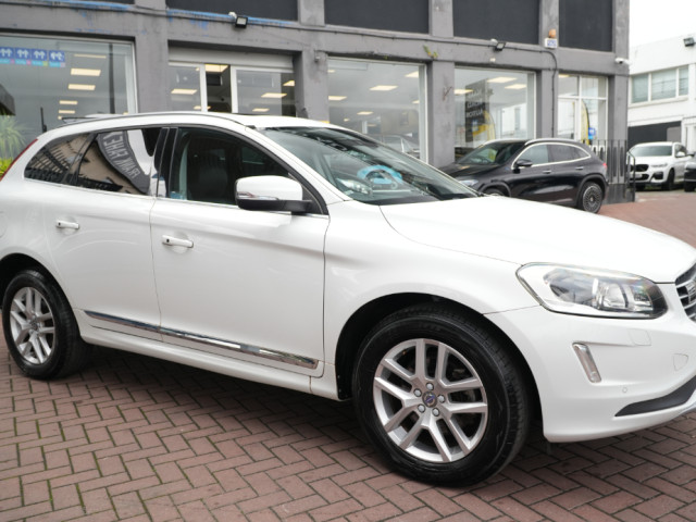 Image for 2017 Volvo XC60 2017 VOLVO XC60 D4 