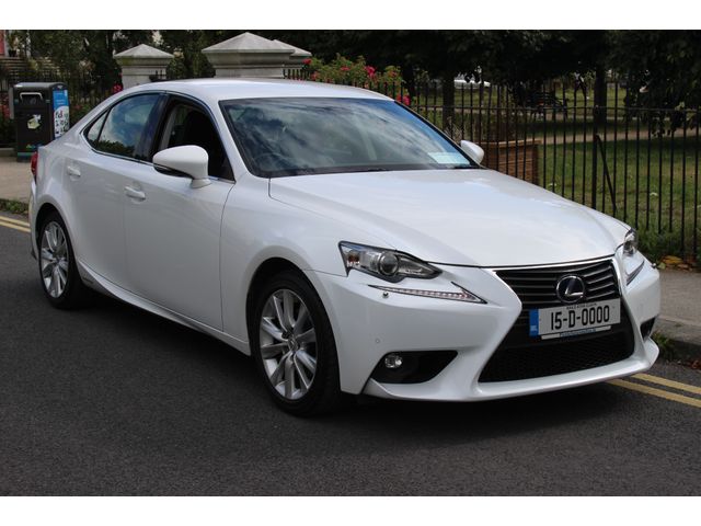 Image for 2015 Lexus IS 300h Advance