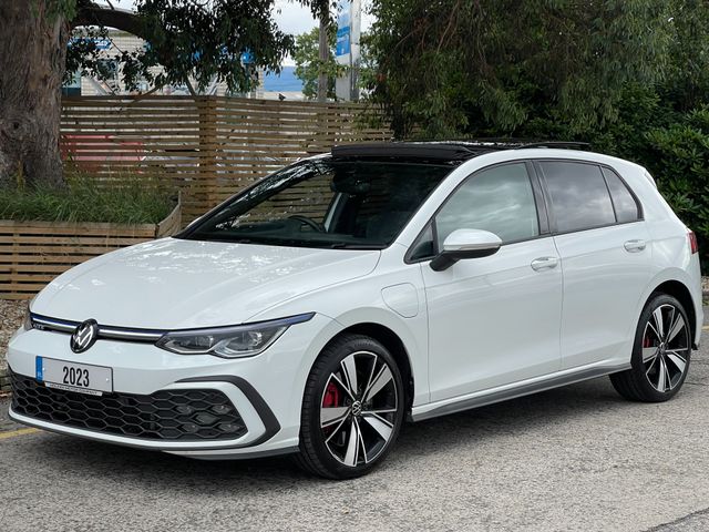 Image for 2023 Volkswagen Golf GTE DSG