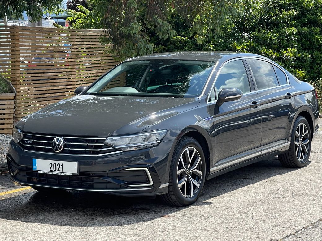Image for 2021 Volkswagen Passat GTE DSG